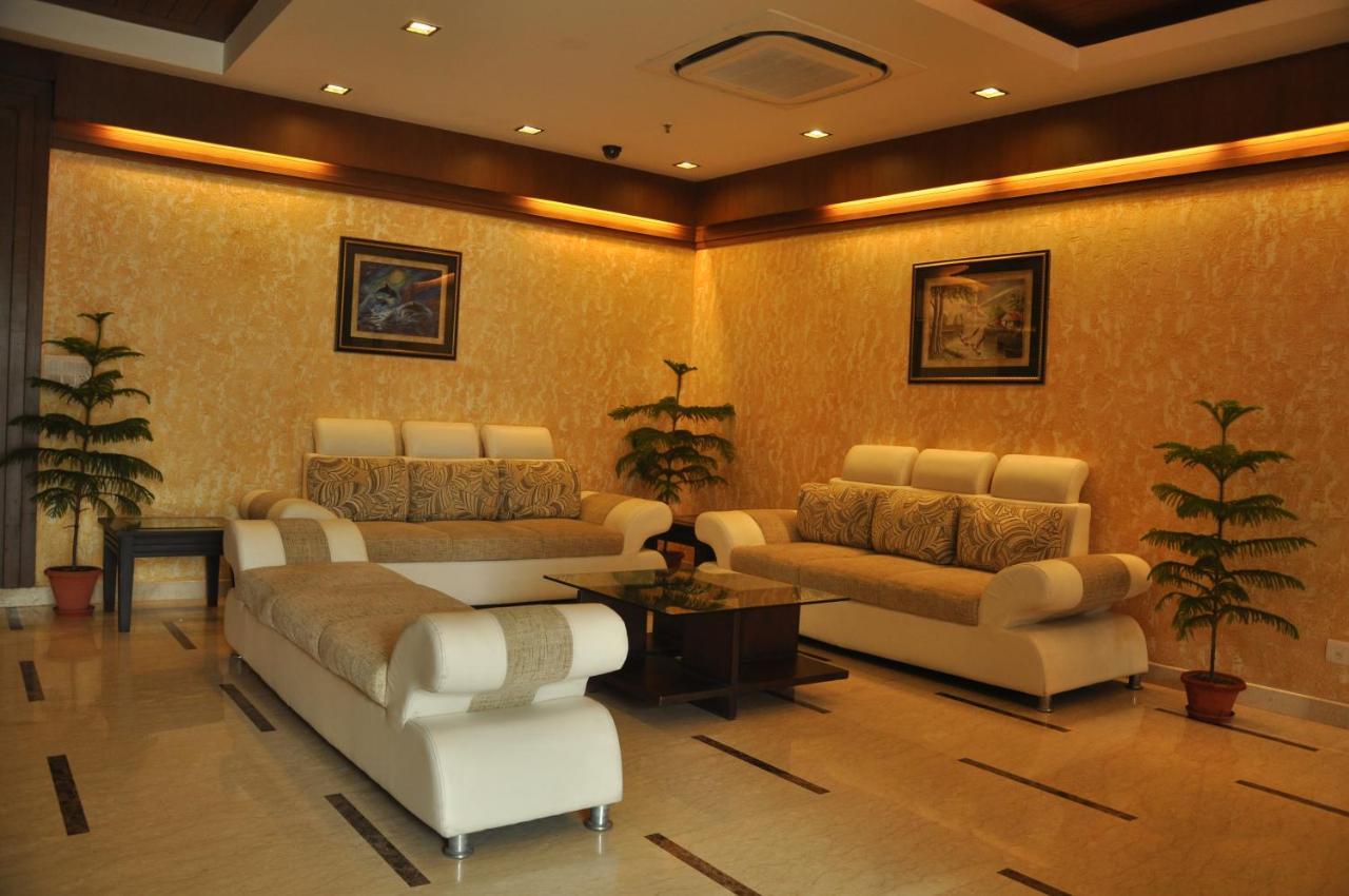 Divine Paradise Tavisha New Delhi Exteriör bild