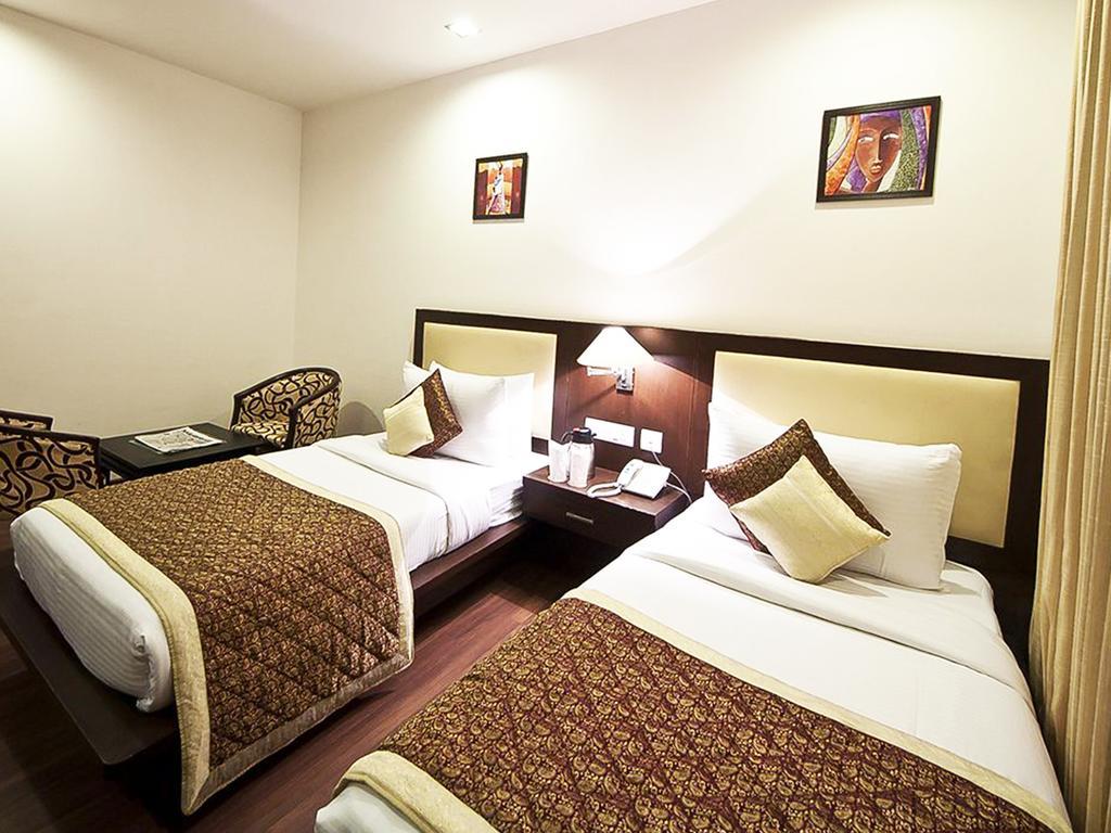 Divine Paradise Tavisha New Delhi Exteriör bild
